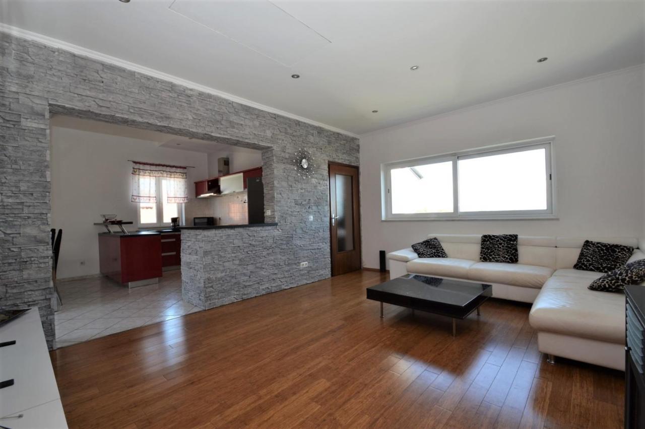 Hotel House Luciana à Mali Lošinj Extérieur photo